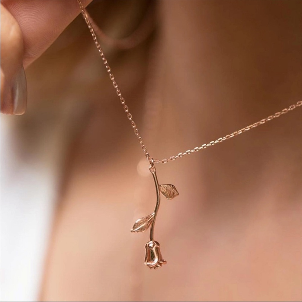 1 left! Rose 🌹 Gold Necklace - Picture 7 of 7